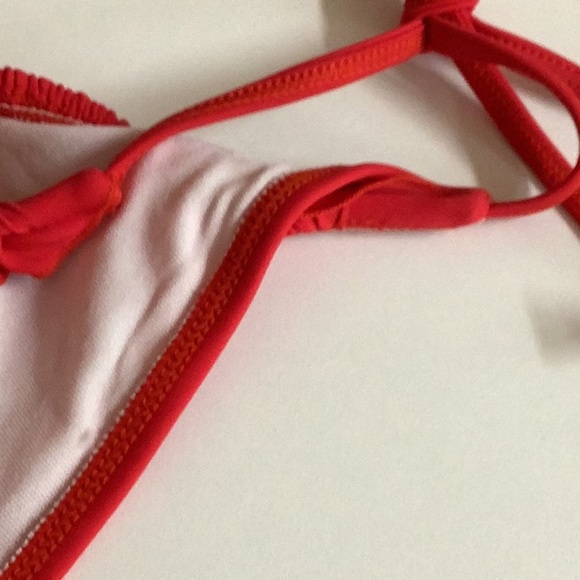 Beach Joy Size Medium Red Rose & Ruffle Side Tie Bikini Bottom. New Without Tags - Picture 6 of 7